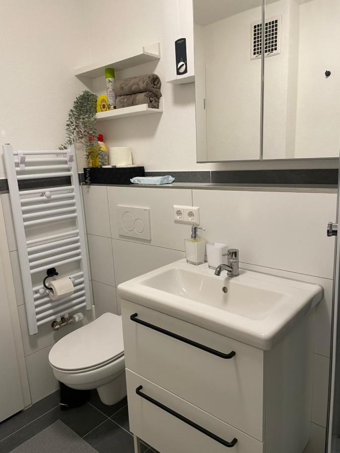 #4 Modern & Comfortable Apartment Мемминген Экстерьер фото