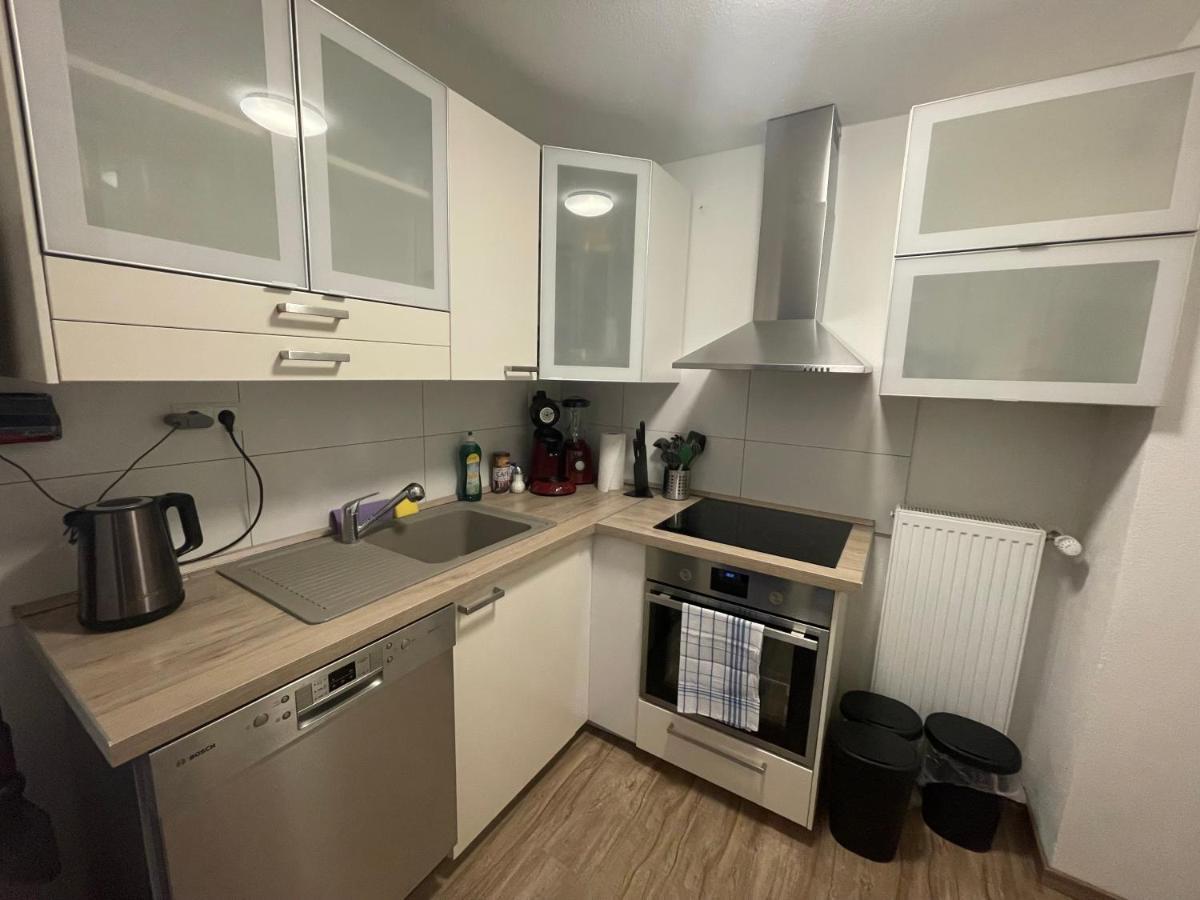 #4 Modern & Comfortable Apartment Мемминген Экстерьер фото